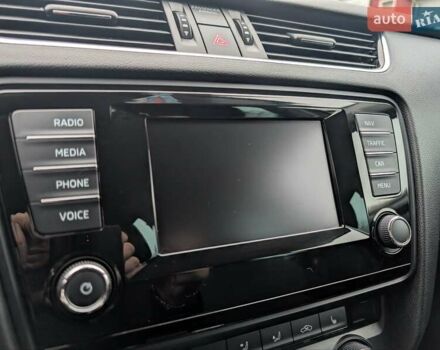 Чорний Шкода Октавія, об'ємом двигуна 1.8 л та пробігом 231 тис. км за 9950 $, фото 35 на Automoto.ua