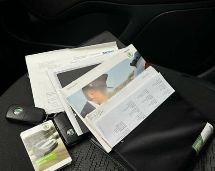 Чорний Шкода Октавія, об'ємом двигуна 1.8 л та пробігом 195 тис. км за 8900 $, фото 57 на Automoto.ua