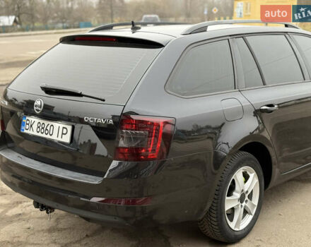 Черный Шкода Октавия, объемом двигателя 1.97 л и пробегом 260 тыс. км за 14500 $, фото 14 на Automoto.ua