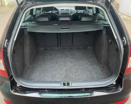 Чорний Шкода Октавія, об'ємом двигуна 1.6 л та пробігом 236 тис. км за 9000 $, фото 17 на Automoto.ua