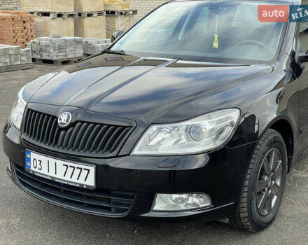 Шкода Октавия 2013 в Луцке на Automoto.ua Черный Шкода Октавия, объемом двигателя 1.6 л и пробегом 280 тыс. км за 9999 $, фото 10 на Automoto.ua