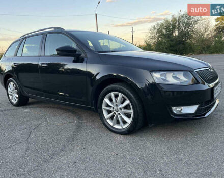 Черный Шкода Октавия, объемом двигателя 1.6 л и пробегом 180 тыс. км за 10200 $, фото 1 на Automoto.ua
