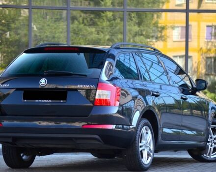 Черный Шкода Октавия, объемом двигателя 1.6 л и пробегом 148 тыс. км за 10500 $, фото 1 на Automoto.ua