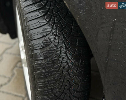 Черный Шкода Октавия, объемом двигателя 1.6 л и пробегом 246 тыс. км за 8900 $, фото 13 на Automoto.ua