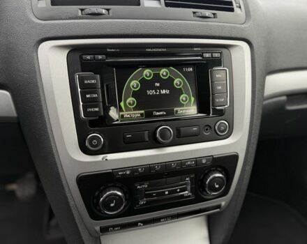 Чорний Шкода Октавія, об'ємом двигуна 1.6 л та пробігом 208 тис. км за 8999 $, фото 12 на Automoto.ua