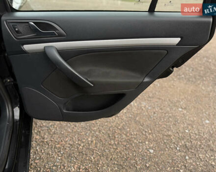 Черный Шкода Октавия, объемом двигателя 1.6 л и пробегом 208 тыс. км за 9100 $, фото 20 на Automoto.ua