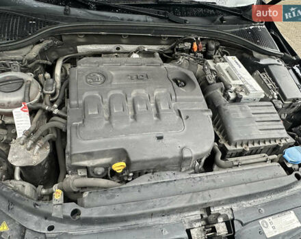 Черный Шкода Октавия, объемом двигателя 1.6 л и пробегом 240 тыс. км за 10500 $, фото 24 на Automoto.ua