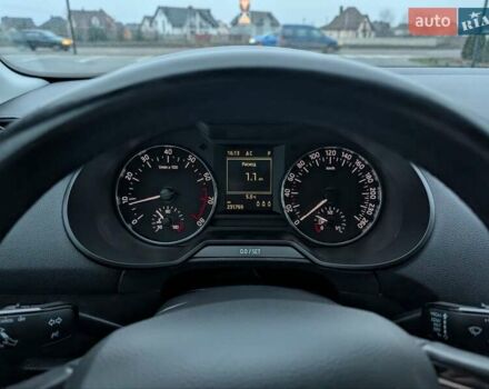 Чорний Шкода Октавія, об'ємом двигуна 1.8 л та пробігом 231 тис. км за 9950 $, фото 76 на Automoto.ua