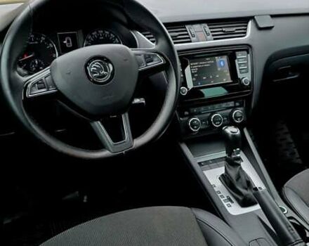 Черный Шкода Октавия, объемом двигателя 1.4 л и пробегом 185 тыс. км за 12500 $, фото 14 на Automoto.ua