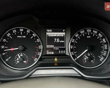 Черный Шкода Октавия, объемом двигателя 1.6 л и пробегом 257 тыс. км за 11150 $, фото 42 на Automoto.ua