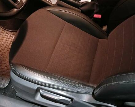 Черный Шкода Октавия, объемом двигателя 1.6 л и пробегом 253 тыс. км за 10700 $, фото 12 на Automoto.ua