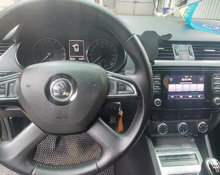 Чорний Шкода Октавія, об'ємом двигуна 1.6 л та пробігом 290 тис. км за 9999 $, фото 9 на Automoto.ua