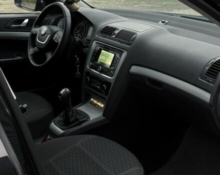 Чорний Шкода Октавія, об'ємом двигуна 1.6 л та пробігом 132 тис. км за 8300 $, фото 9 на Automoto.ua