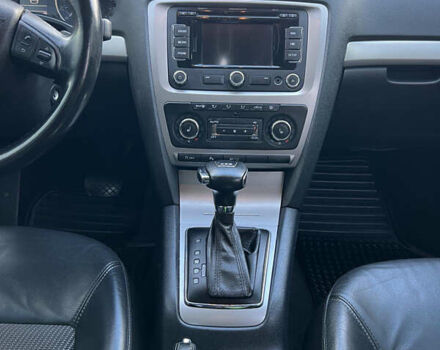 Черный Шкода Октавия, объемом двигателя 1.97 л и пробегом 310 тыс. км за 10000 $, фото 23 на Automoto.ua