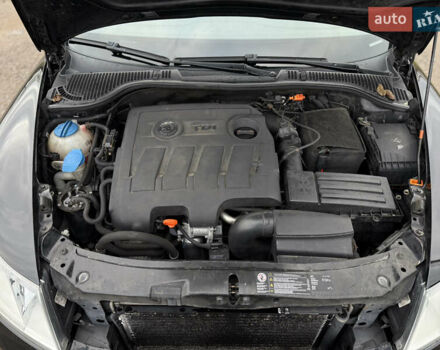 Черный Шкода Октавия, объемом двигателя 1.6 л и пробегом 208 тыс. км за 9100 $, фото 29 на Automoto.ua