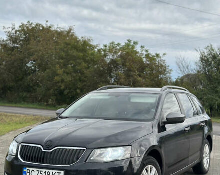 Черный Шкода Октавия, объемом двигателя 1.6 л и пробегом 450 тыс. км за 8000 $, фото 1 на Automoto.ua