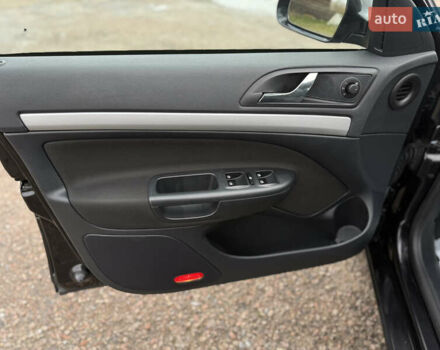 Черный Шкода Октавия, объемом двигателя 1.6 л и пробегом 208 тыс. км за 9100 $, фото 8 на Automoto.ua