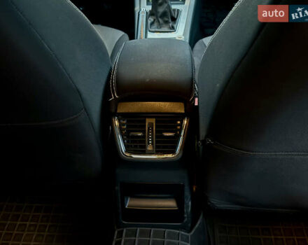 Черный Шкода Октавия, объемом двигателя 1.6 л и пробегом 335 тыс. км за 10000 $, фото 19 на Automoto.ua