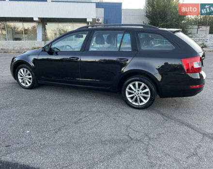Черный Шкода Октавия, объемом двигателя 1.6 л и пробегом 180 тыс. км за 10200 $, фото 8 на Automoto.ua