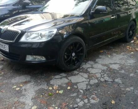 Черный Шкода Октавия, объемом двигателя 1.6 л и пробегом 270 тыс. км за 8500 $, фото 3 на Automoto.ua