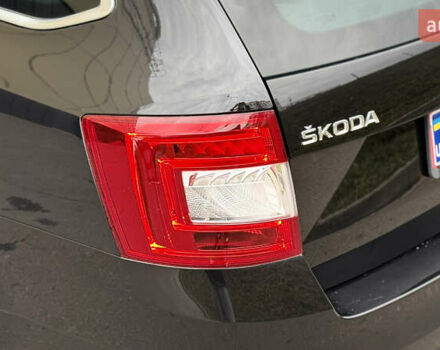 Черный Шкода Октавия, объемом двигателя 1.6 л и пробегом 257 тыс. км за 11150 $, фото 23 на Automoto.ua