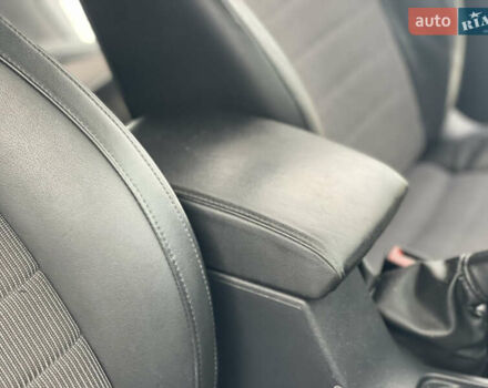 Чорний Шкода Октавія, об'ємом двигуна 2 л та пробігом 304 тис. км за 9800 $, фото 28 на Automoto.ua