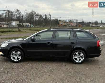 Черный Шкода Октавия, объемом двигателя 1.6 л и пробегом 208 тыс. км за 9100 $, фото 2 на Automoto.ua