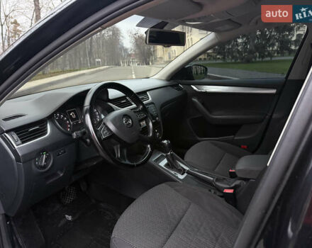 Черный Шкода Октавия, объемом двигателя 1.6 л и пробегом 330 тыс. км за 10300 $, фото 32 на Automoto.ua