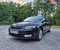 Черный Шкода Октавия, объемом двигателя 1.6 л и пробегом 330 тыс. км за 9500 $, фото 4 на Automoto.ua