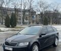 Черный Шкода Октавия, объемом двигателя 1.6 л и пробегом 262 тыс. км за 10000 $, фото 1 на Automoto.ua