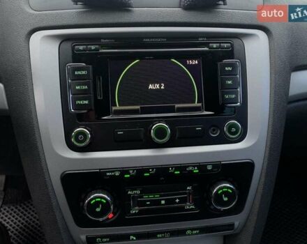 Черный Шкода Октавия, объемом двигателя 1.6 л и пробегом 310 тыс. км за 9300 $, фото 7 на Automoto.ua