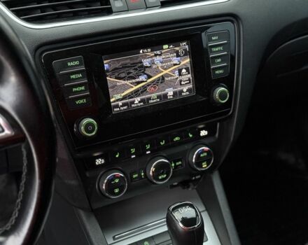 Черный Шкода Октавия, объемом двигателя 1.6 л и пробегом 330 тыс. км за 9300 $, фото 12 на Automoto.ua