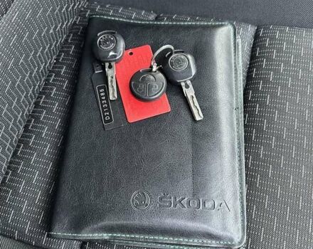 Чорний Шкода Октавія, об'ємом двигуна 1.4 л та пробігом 246 тис. км за 6299 $, фото 33 на Automoto.ua