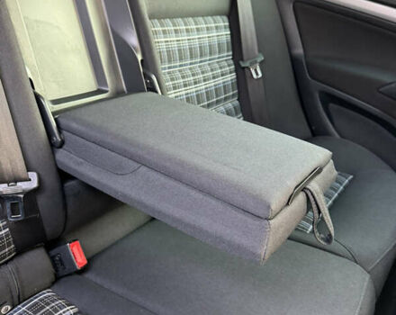 Черный Шкода Октавия, объемом двигателя 2 л и пробегом 217 тыс. км за 10550 $, фото 66 на Automoto.ua