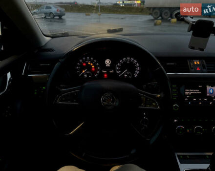 Черный Шкода Октавия, объемом двигателя 1.6 л и пробегом 335 тыс. км за 10000 $, фото 28 на Automoto.ua
