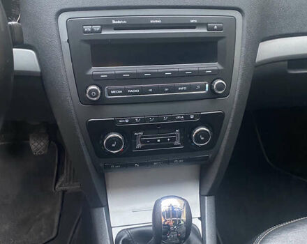 Чорний Шкода Октавія, об'ємом двигуна 1.6 л та пробігом 236 тис. км за 9000 $, фото 37 на Automoto.ua