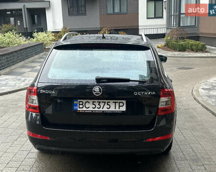 Черный Шкода Октавия, объемом двигателя 1.6 л и пробегом 240 тыс. км за 10500 $, фото 3 на Automoto.ua