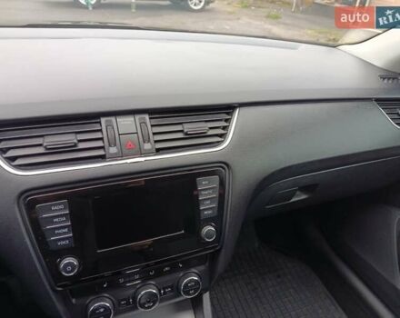 Чорний Шкода Октавія, об'ємом двигуна 1.97 л та пробігом 268 тис. км за 11800 $, фото 27 на Automoto.ua