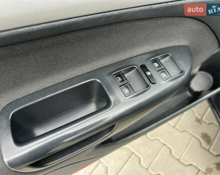 Черный Шкода Октавия, объемом двигателя 1.6 л и пробегом 238 тыс. км за 8100 $, фото 44 на Automoto.ua