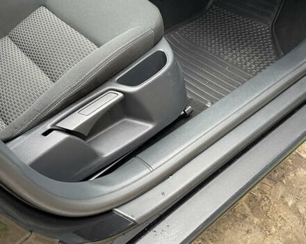 Чорний Шкода Октавія, об'ємом двигуна 1.6 л та пробігом 266 тис. км за 8000 $, фото 12 на Automoto.ua