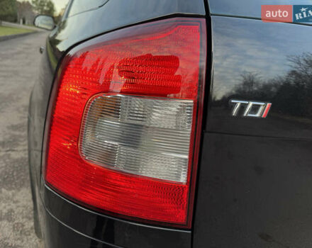 Черный Шкода Октавия, объемом двигателя 2 л и пробегом 217 тыс. км за 10550 $, фото 27 на Automoto.ua