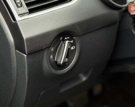 Черный Шкода Октавия, объемом двигателя 1.6 л и пробегом 257 тыс. км за 11150 $, фото 33 на Automoto.ua