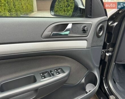 Черный Шкода Октавия, объемом двигателя 2 л и пробегом 230 тыс. км за 12500 $, фото 19 на Automoto.ua