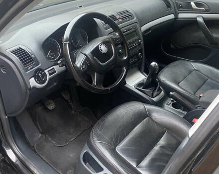 Чорний Шкода Октавія, об'ємом двигуна 1.6 л та пробігом 236 тис. км за 9000 $, фото 32 на Automoto.ua