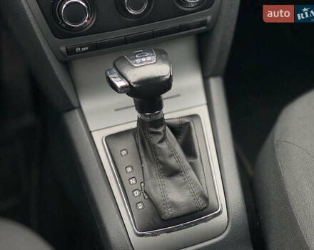 Черный Шкода Октавия, объемом двигателя 1.6 л и пробегом 258 тыс. км за 8500 $, фото 18 на Automoto.ua