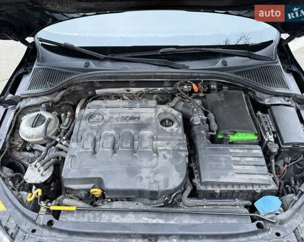 Черный Шкода Октавия, объемом двигателя 1.6 л и пробегом 330 тыс. км за 10300 $, фото 51 на Automoto.ua