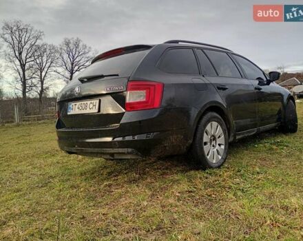 Черный Шкода Октавия, объемом двигателя 1.6 л и пробегом 240 тыс. км за 8500 $, фото 4 на Automoto.ua
