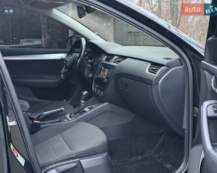 Черный Шкода Октавия, объемом двигателя 1.6 л и пробегом 330 тыс. км за 10300 $, фото 50 на Automoto.ua
