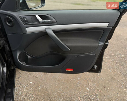 Черный Шкода Октавия, объемом двигателя 1.6 л и пробегом 208 тыс. км за 9100 $, фото 24 на Automoto.ua