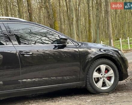 Черный Шкода Октавия, объемом двигателя 2 л и пробегом 300 тыс. км за 11700 $, фото 31 на Automoto.ua
